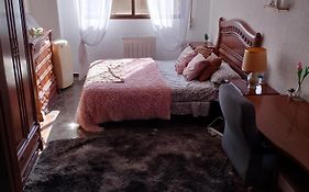 Habitacion Amplia Y Comoda